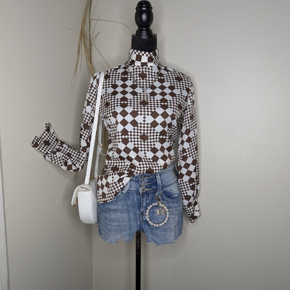 Vintage checkard Blouse - Picture 1 of 7